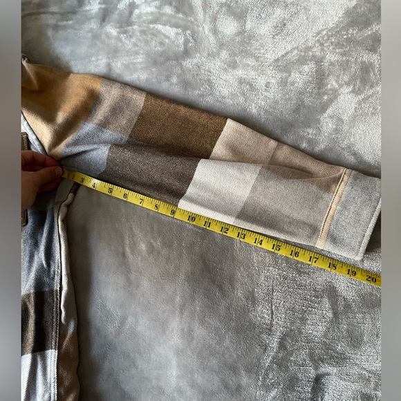 NWOT H&M Men’s Flannel Size M - Picture 6 of 7